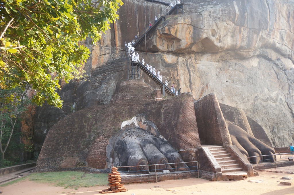 rocher au lion sigiriya sri lanka