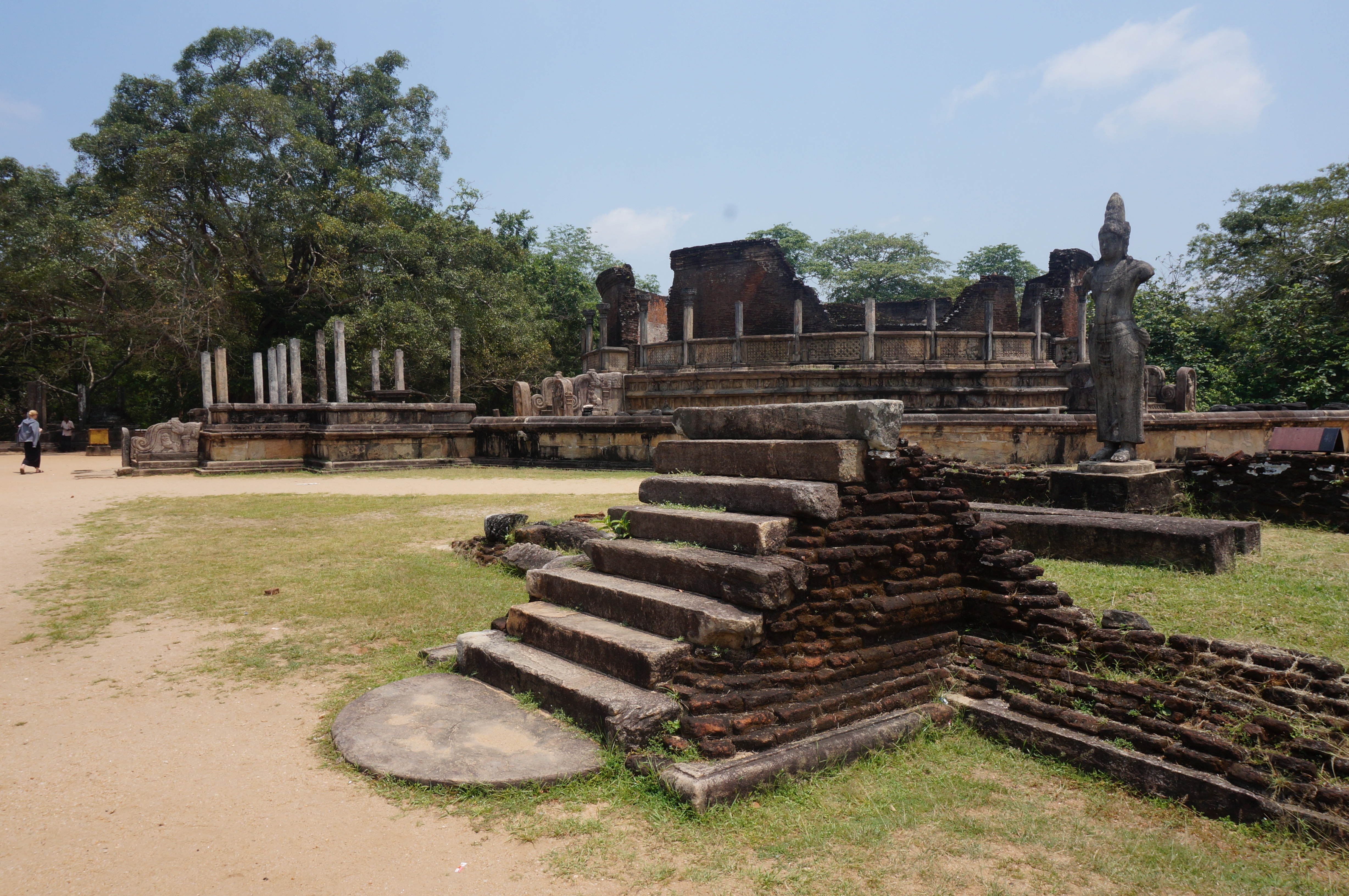 Polonnaruwa la terrasse de la relique de la dent