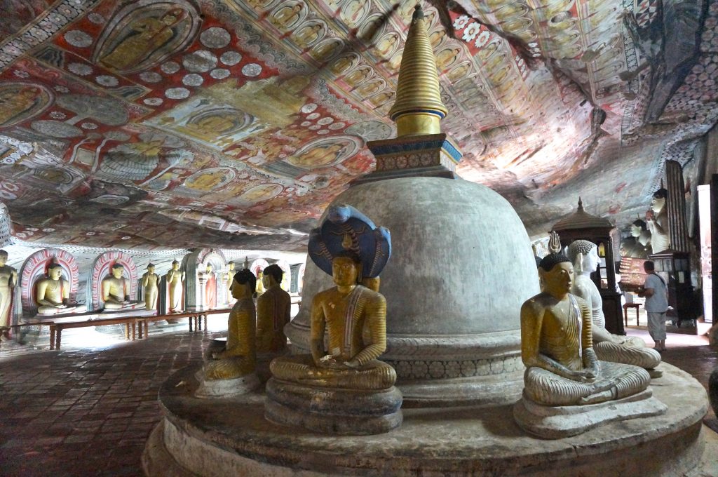 sri lanka dambulla