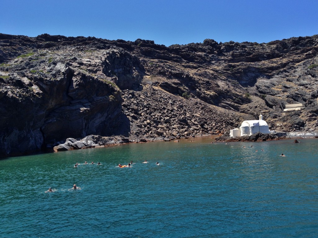 source d'eau chaude santorin