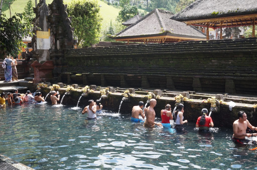 Holy Spring Water temple 