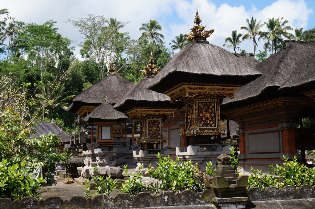 Holy Spring Water temple 