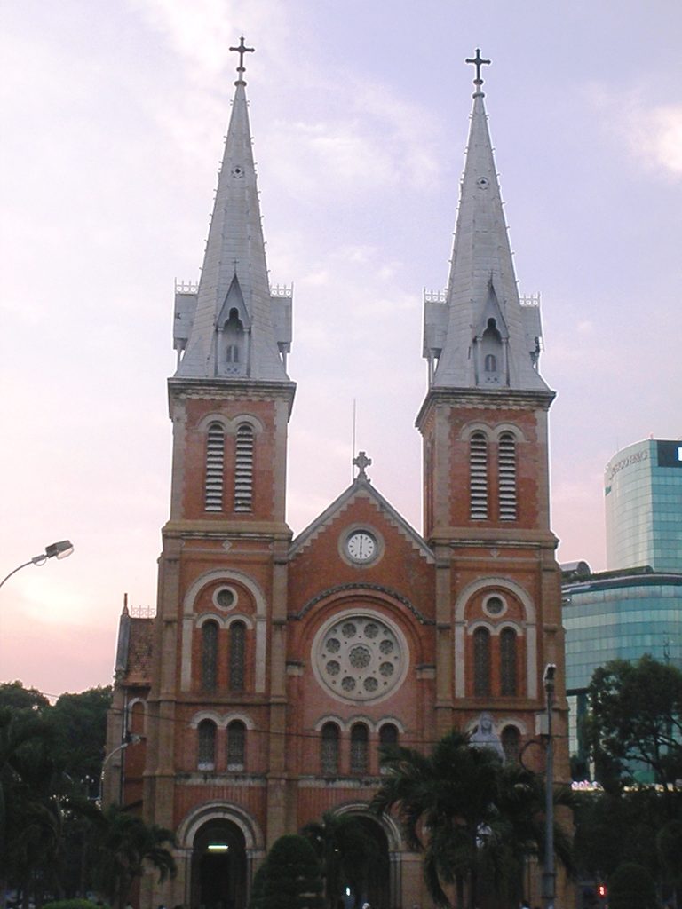 cathédrale notre dame vietnam