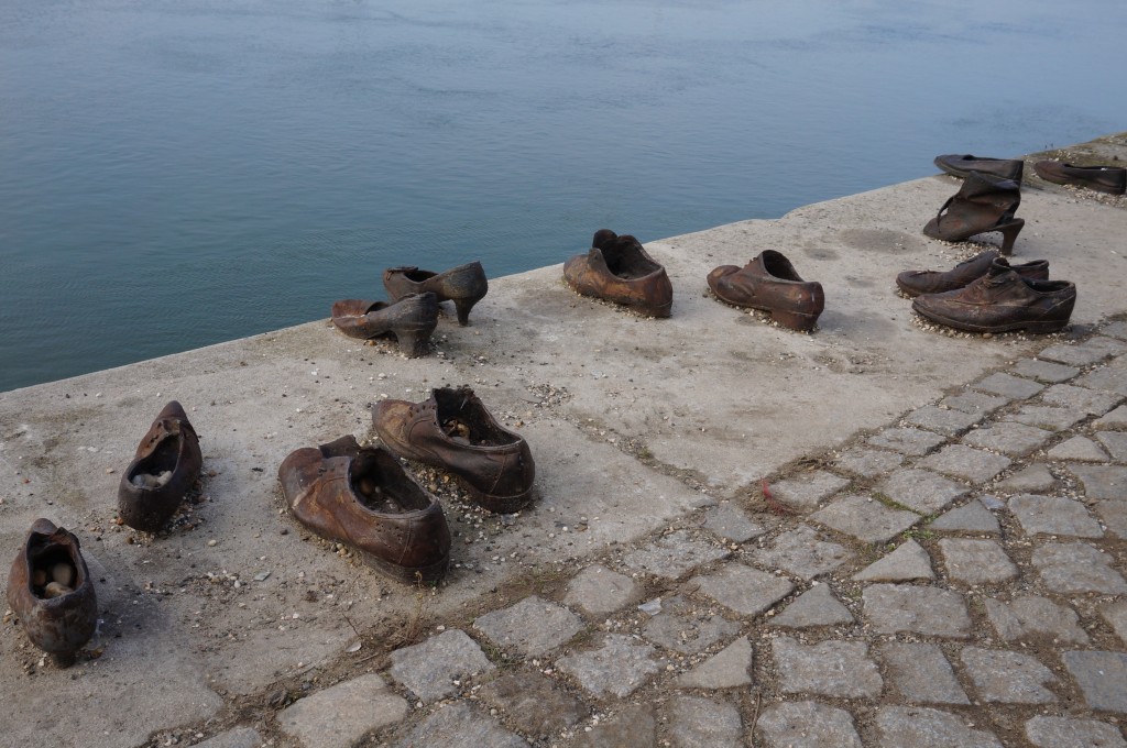 chaussures au bord du Danube budapest