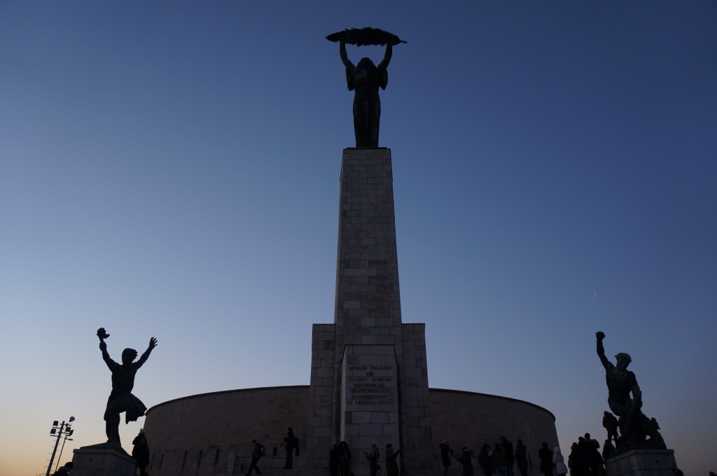 citadelle statue de la liberté Budapest