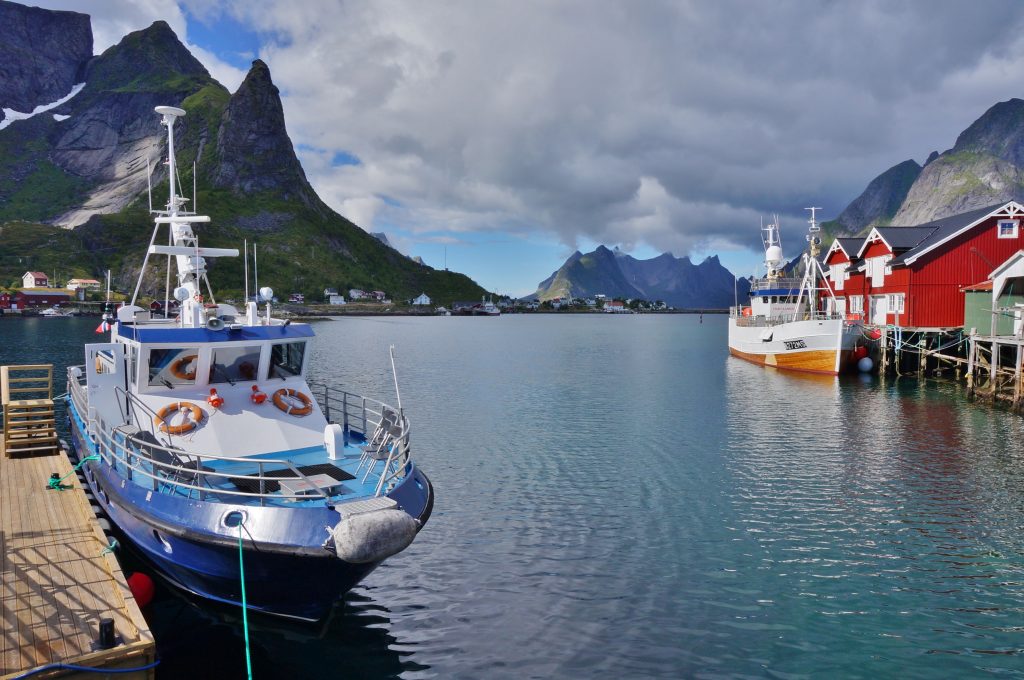 excursion bateau reine norvege lofoten