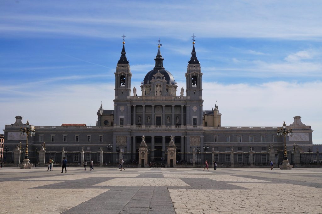 madrid espagne palacio real cathédrale