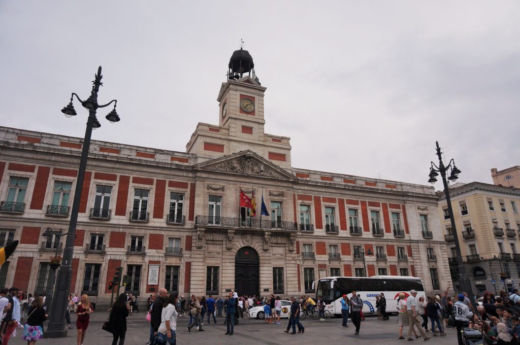 madrid espagne plaza de la puerta del sol