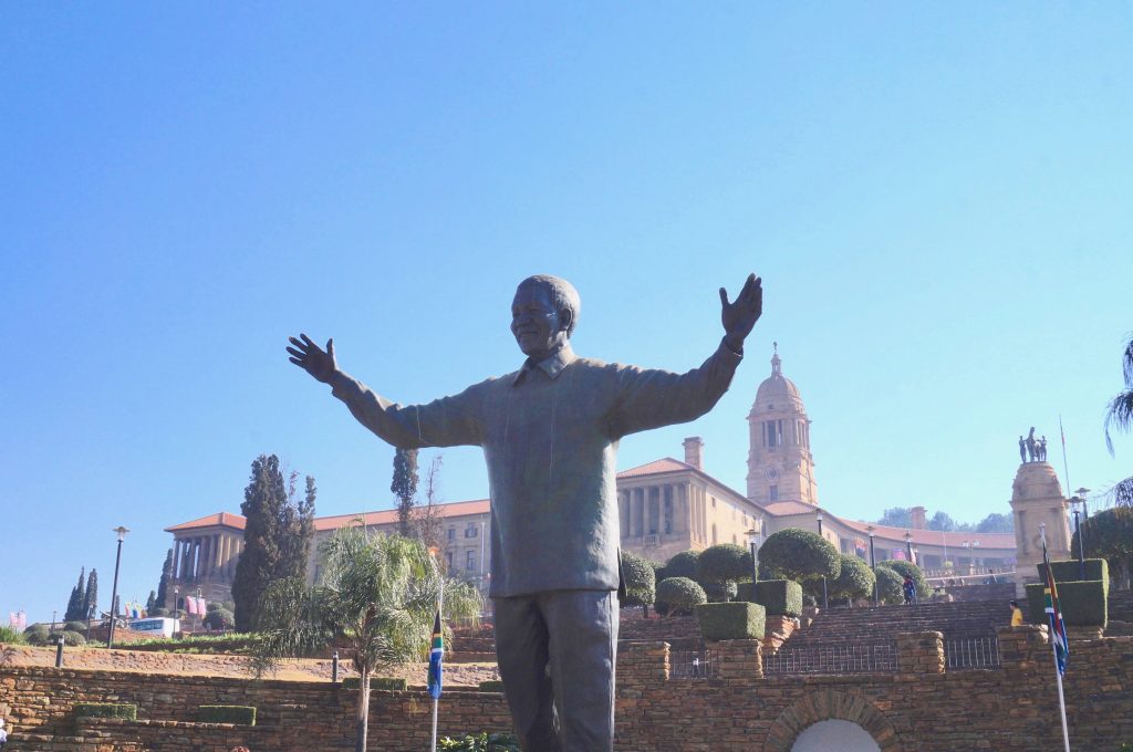 statue de nelson mandela, pretoria, union buildings, afrique du sud