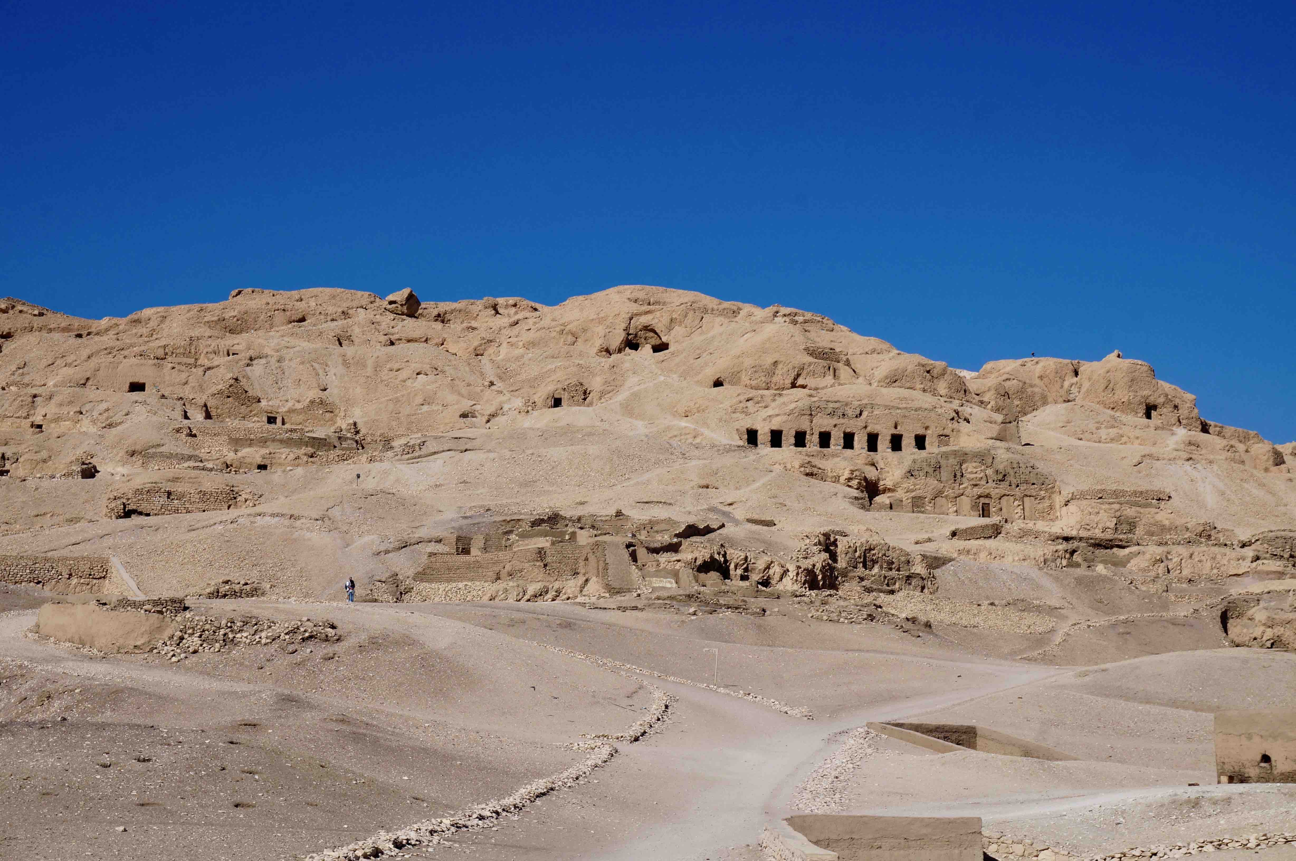 vallée des nobles, nécropole thébaine, egypte