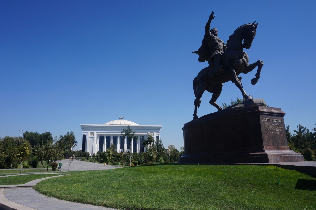 Statue Amir Timur