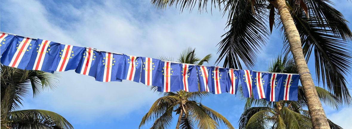 palmiers au cap vert, drapeau, cabo verde